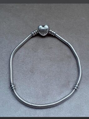 Pandora Silver Heart Clasp Snake Chain Bracelet